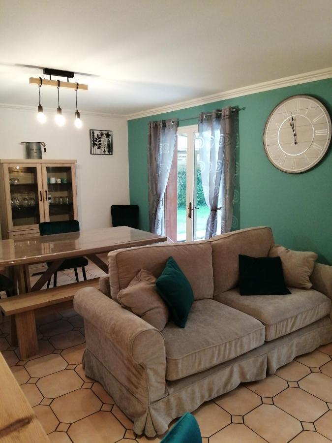 Gite De La Souche Avec Jacuzzi Doudeauville Eksteriør billede